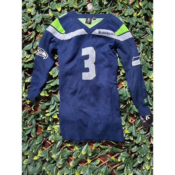 Seattle Seahawks  Russell Wilson NFL Jersey Sweater Dress Size M NWT - Picture 1 of 4
